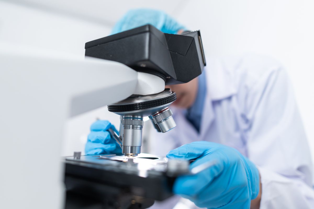 Best Medical Oncologist in Gurugram | Dr. (Brig) A K Dhar | CancerOnco